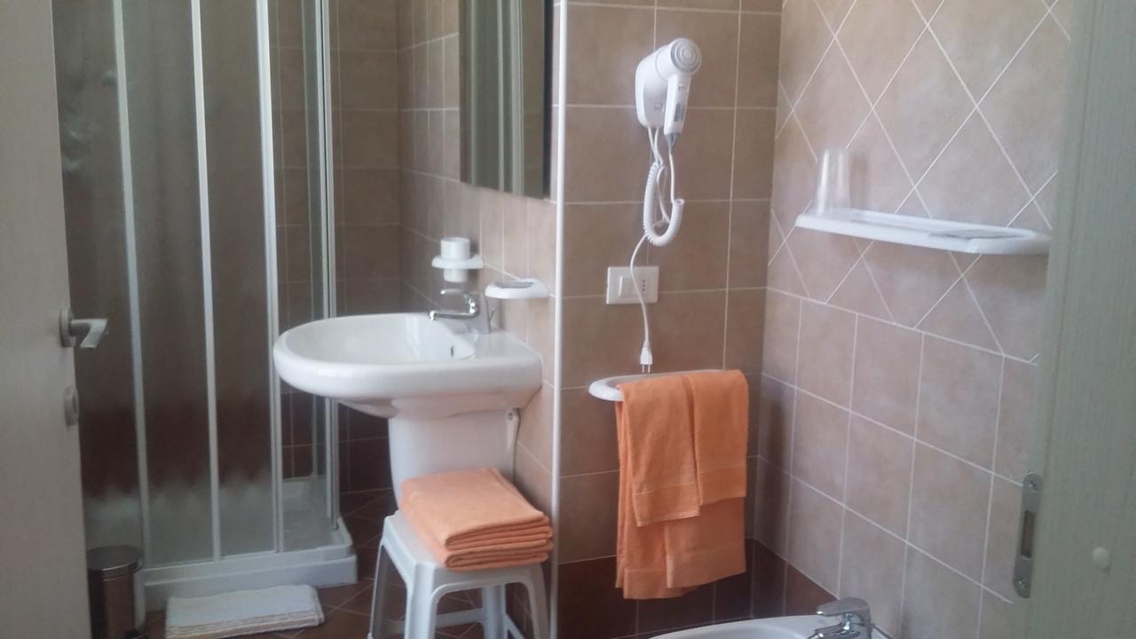 La Vecchia Scuola Bed & Breakfast Villa d'Allegno Ngoại thất bức ảnh