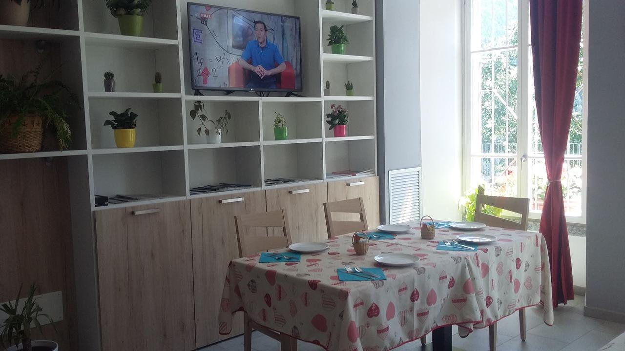 La Vecchia Scuola Bed & Breakfast Villa d'Allegno Ngoại thất bức ảnh