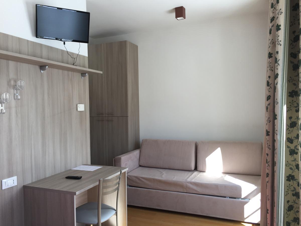 La Vecchia Scuola Bed & Breakfast Villa d'Allegno Ngoại thất bức ảnh