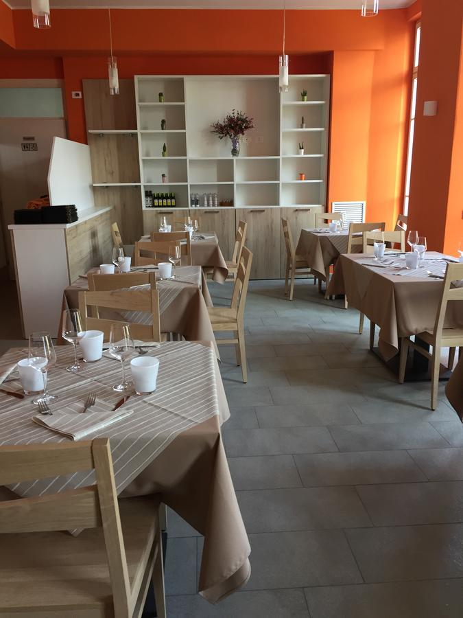 La Vecchia Scuola Bed & Breakfast Villa d'Allegno Ngoại thất bức ảnh